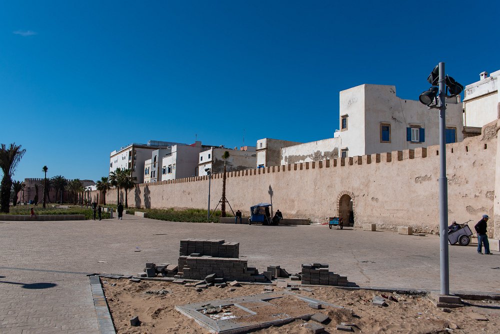 DSC75_28268-17.jpg - Před branami Essaouiry