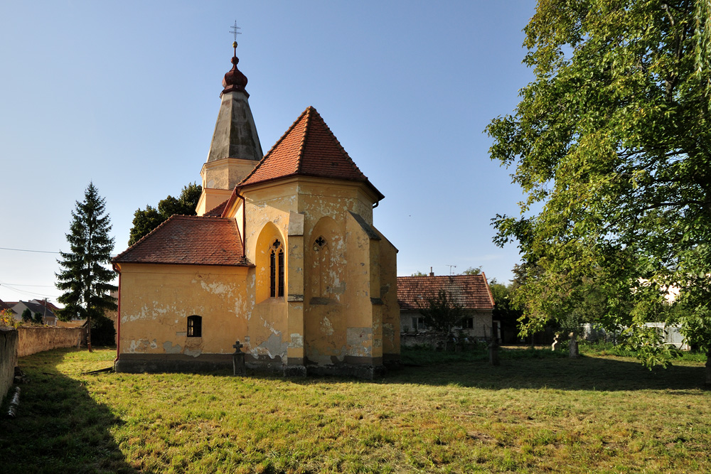DSC90_34412.jpg - Krakovany-Stráže - kostel sv. Gála z roku 1270