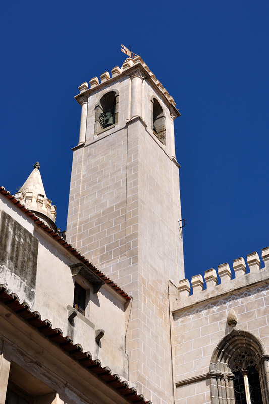 DSC90_04593NW.jpg - Jedna z věží kostela sv. Františka (Igreja de São Francisco)