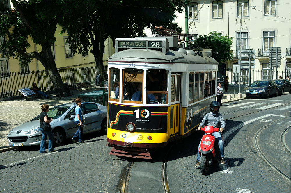 DSC90_04219NW.jpg - Lisabonská tramvaj