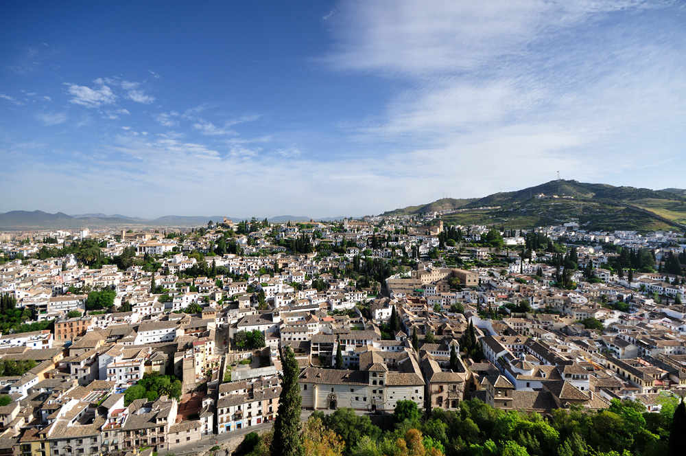 DSC90_05767NW.jpg - Pohled na Granadu z Alhambry